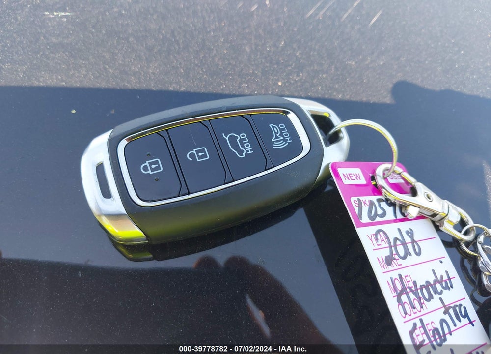 2018 HYUNDAI ELANTRA GT VIN: KMHH35LEXJU032071