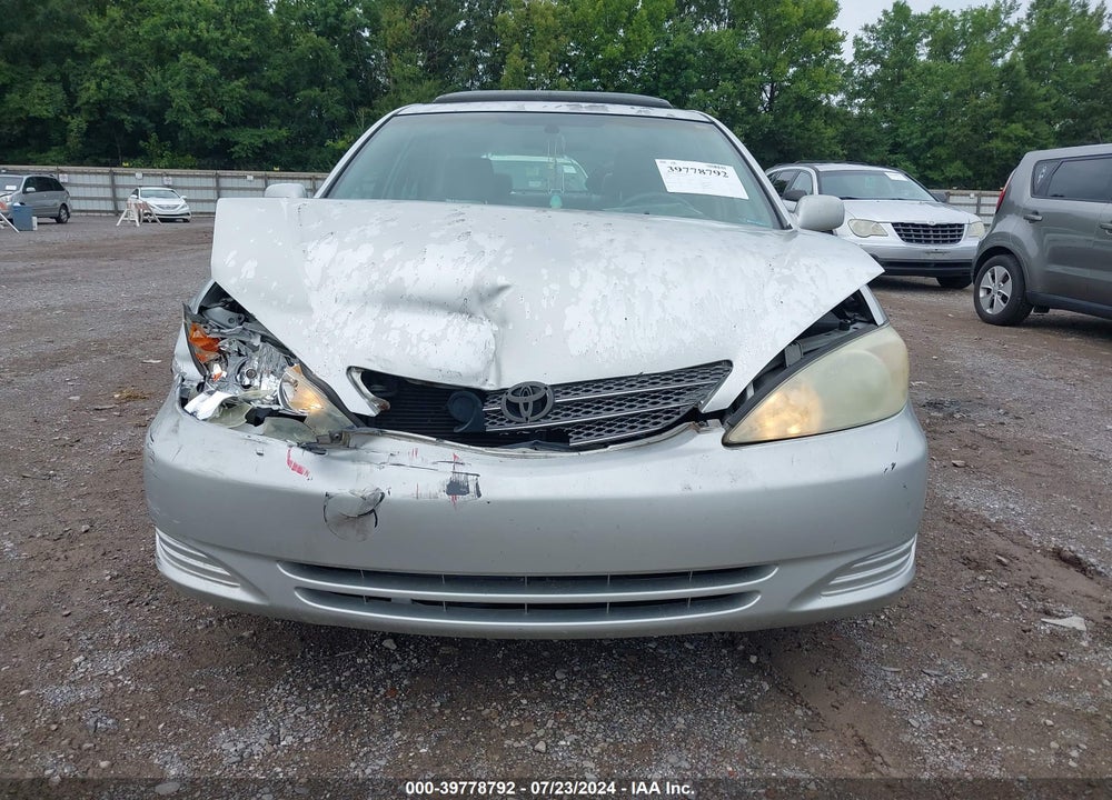 2002 TOYOTA CAMRY XLE VIN: 4T1BE32K22U584371
