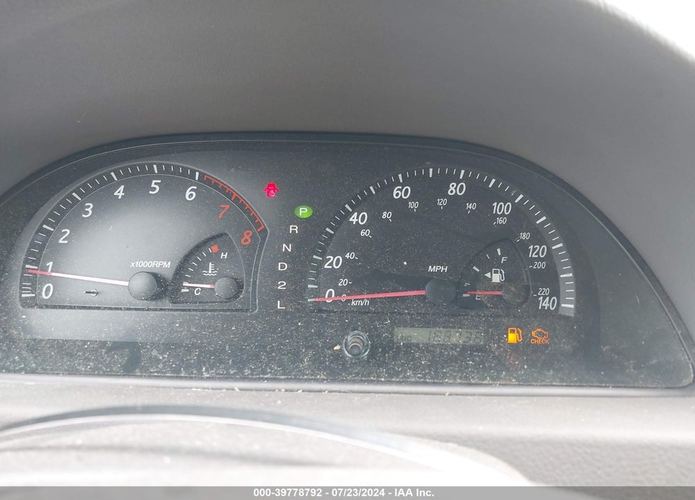 2002 TOYOTA CAMRY XLE VIN: 4T1BE32K22U584371