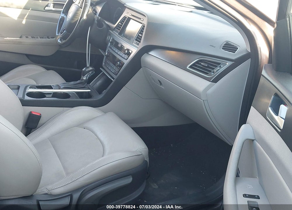 2015 HYUNDAI SONATA SPORT VIN: 5NPE34AF7FH176028
