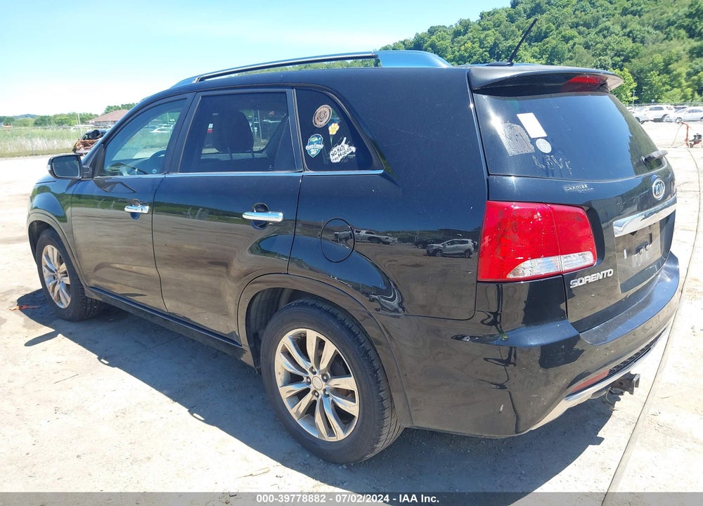 2011 KIA SORENTO SX V6 VIN: 5XYKW4A24BG105099