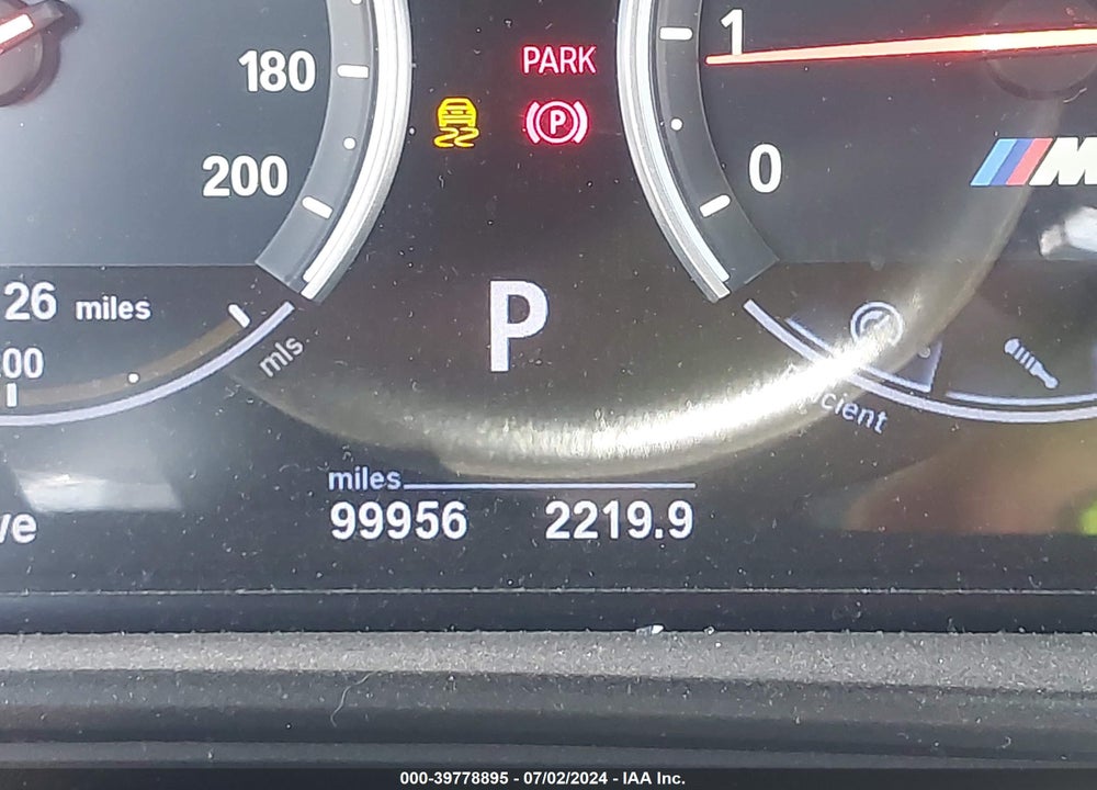 2013 BMW M5 VIN: WBSFV9C50DD097053