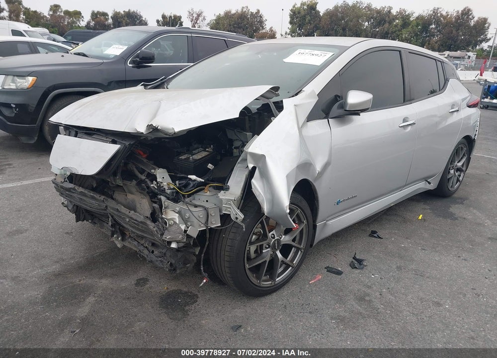 2018 NISSAN LEAF SV VIN: 1N4AZ1CP3JC305913