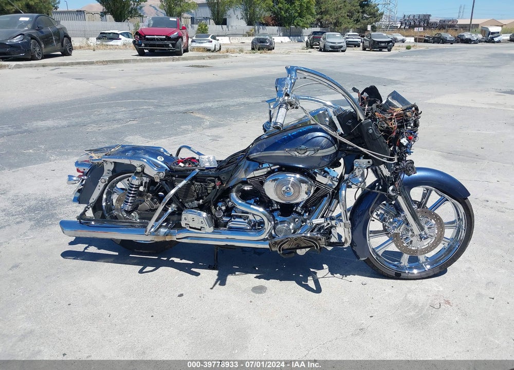2003 HARLEY-DAVIDSON FLTRI VIN: 1HD1FSW1X3Y620308
