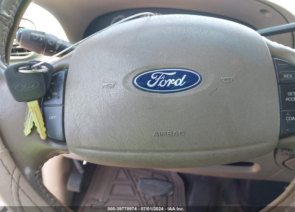 2003 FORD F-150 LARIAT/XLT VIN: 1FTRW07L13KC31262