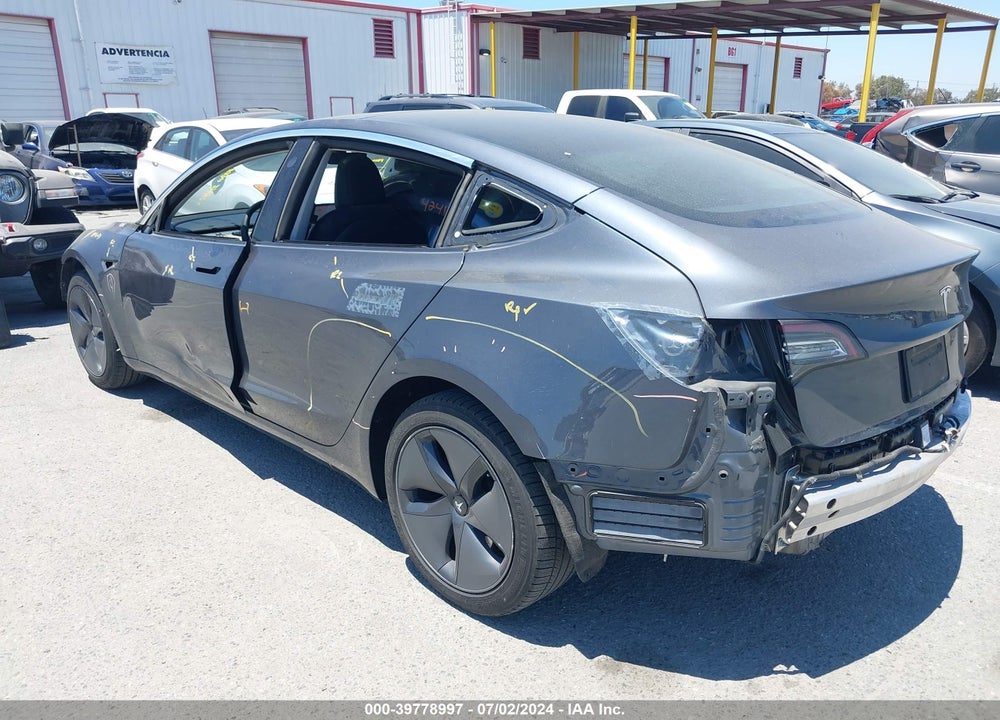 2020 TESLA MODEL 3 STANDARD RANGE PLUS REAR-WHEEL DRIVE/STANDARD RANGE REAR-WHEEL DRIVE VIN: 5YJ3E1EA0LF643900