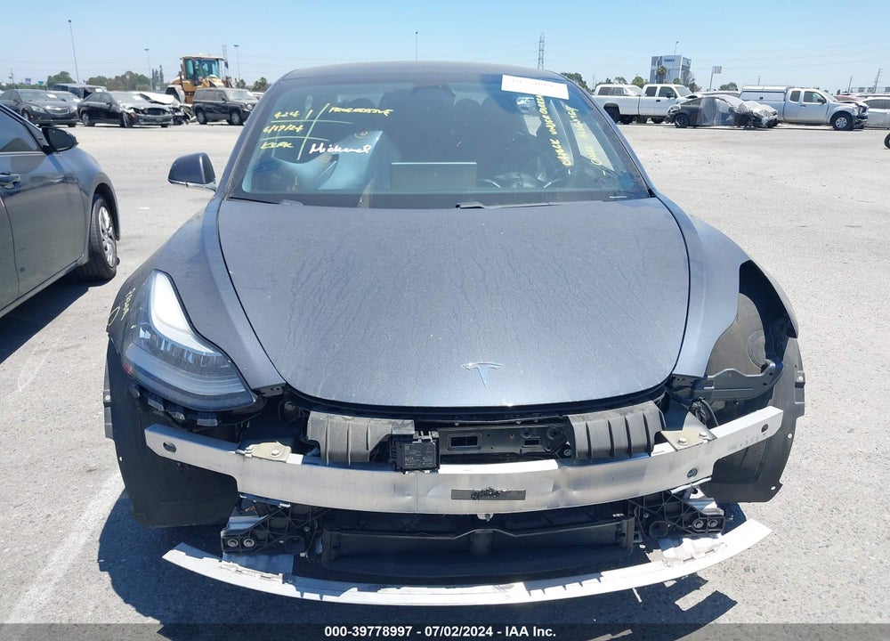 2020 TESLA MODEL 3 STANDARD RANGE PLUS REAR-WHEEL DRIVE/STANDARD RANGE REAR-WHEEL DRIVE VIN: 5YJ3E1EA0LF643900