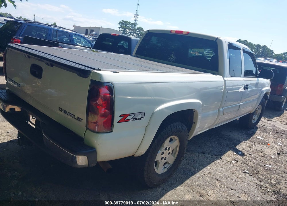 2005 CHEVROLET SILVERADO 1500 Z71 VIN: 2GCEK19BX51355988