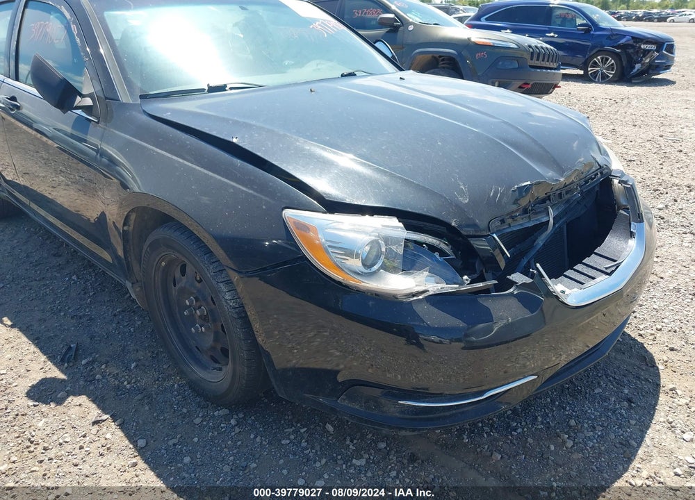 2011 CHRYSLER 200 VIN: 1C3BC4FB8BN581340