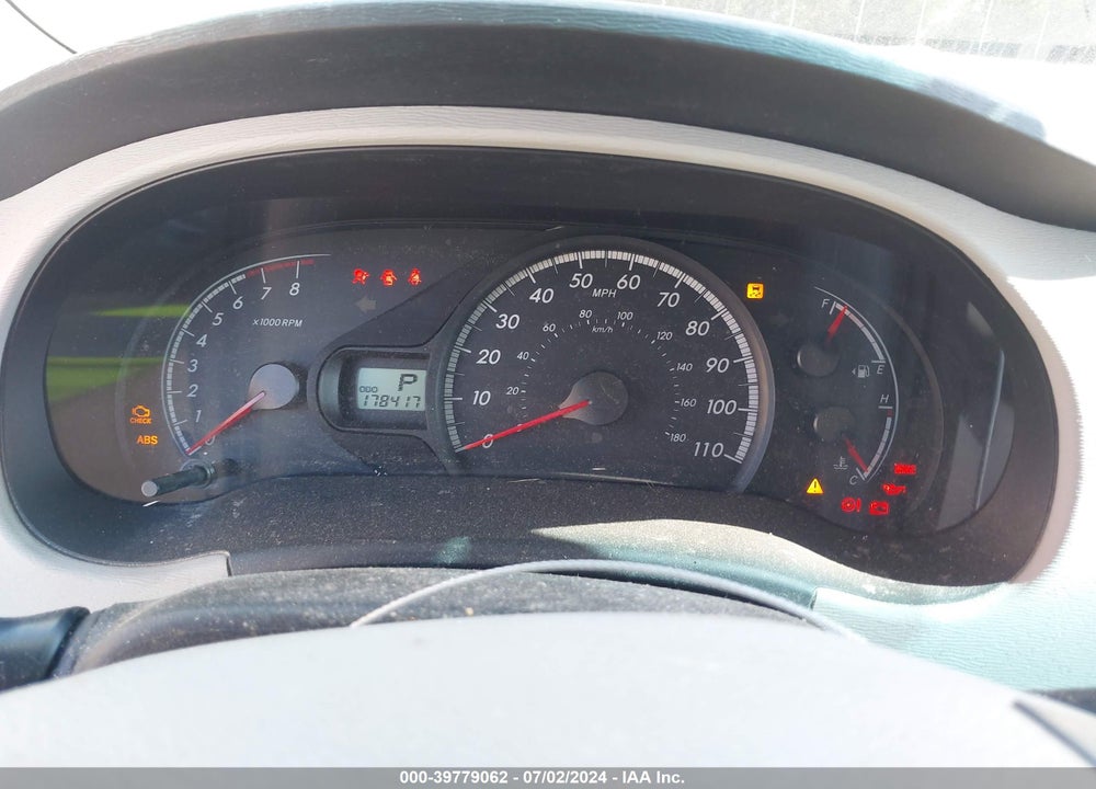 2014 TOYOTA SIENNA LE V6 8 PASSENGER VIN: 5TDKK3DC1ES519474