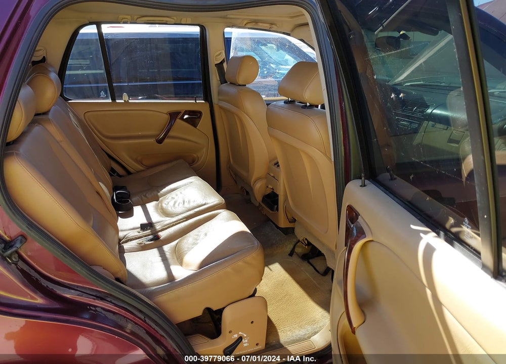 1999 MERCEDES-BENZ ML 320 VIN: 4JGAB54E8XA121683