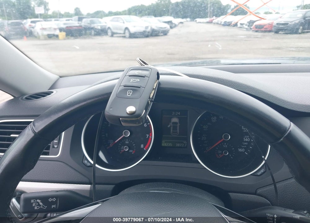 2017 VOLKSWAGEN JETTA 1.4T SE VIN: 3VWB67AJ1HM319548