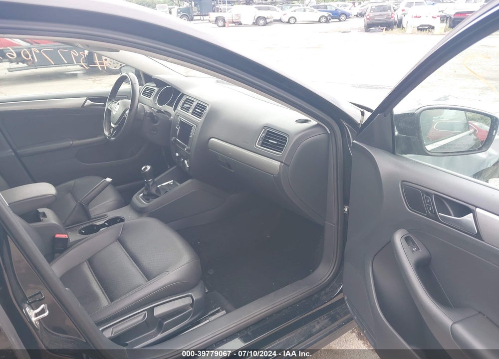 2017 VOLKSWAGEN JETTA 1.4T SE VIN: 3VWB67AJ1HM319548