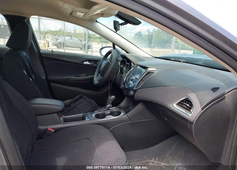 2018 CHEVROLET CRUZE LT AUTO VIN: 1G1BE5SM9J7198764