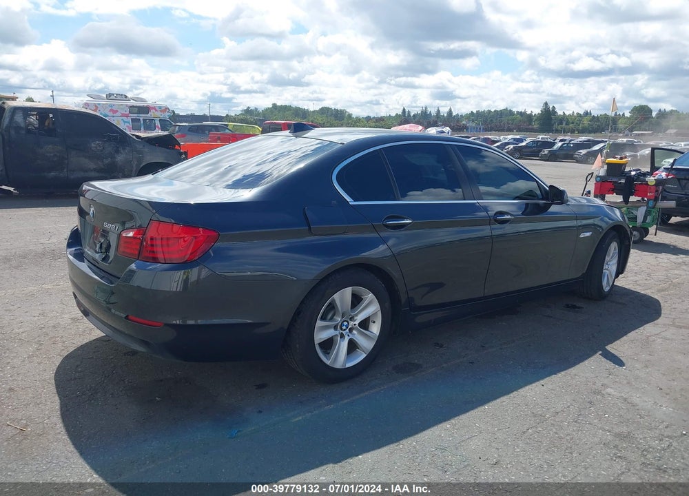 2012 BMW 528I VIN: WBAXG5C53CDY30111