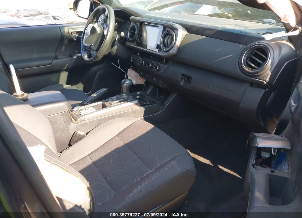 2017 TOYOTA TACOMA TRD SPORT VIN: 3TMBZ5DNXHM010027