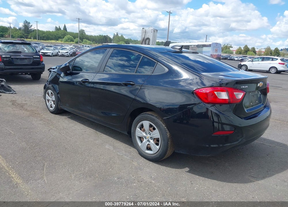 2018 CHEVROLET CRUZE LS AUTO VIN: 1G1BC5SM6J7220547