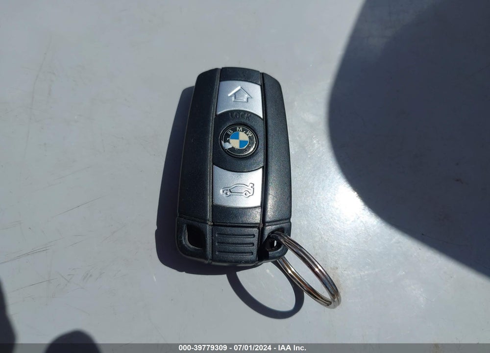 2011 BMW 135I VIN: WBAUC9C59BVM10934