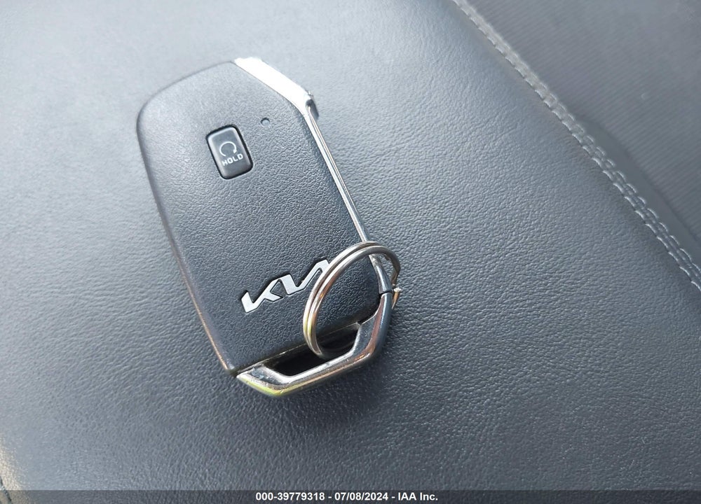 2022 KIA K5 LXS VIN: 5XXG14J27NG122640