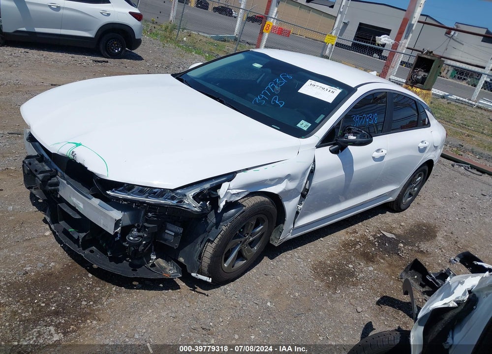 2022 KIA K5 LXS VIN: 5XXG14J27NG122640
