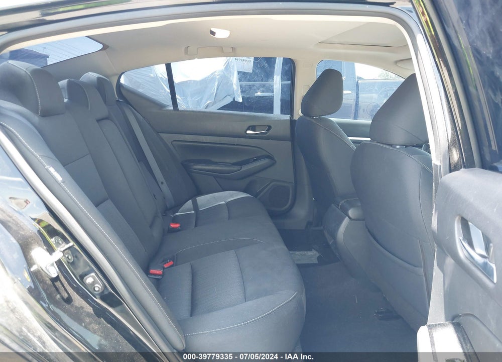 2022 NISSAN ALTIMA SV FWD VIN: 1N4BL4DV5NN360412