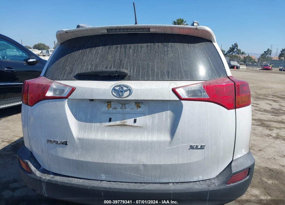 2013 TOYOTA RAV4 XLE VIN: 2T3WFREV8DW049093