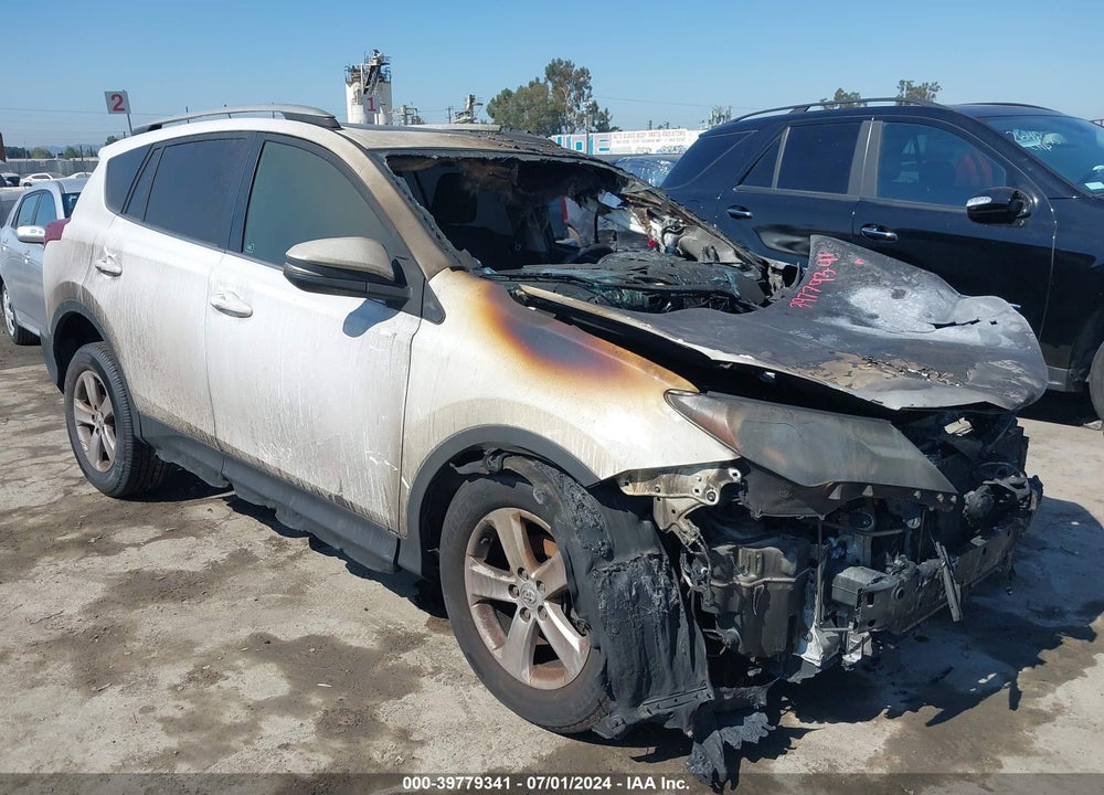 2013 TOYOTA RAV4 XLE VIN: 2T3WFREV8DW049093