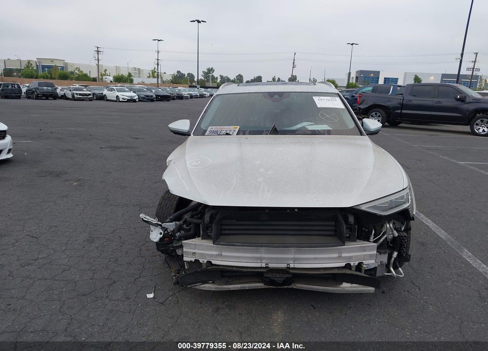 2019 AUDI E-TRON PREMIUM PLUS VIN: WA1VAAGE1KB010340