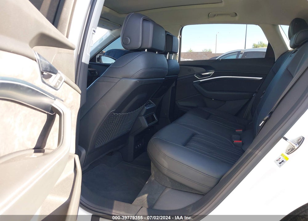 2019 AUDI E-TRON PREMIUM PLUS VIN: WA1VAAGE1KB010340