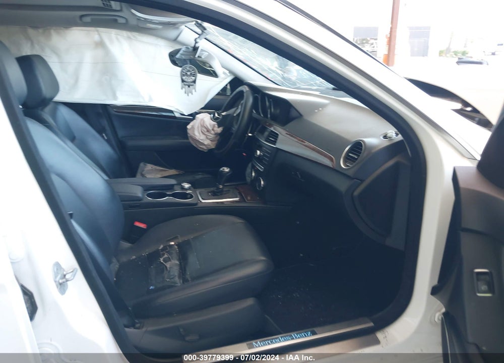 2013 MERCEDES-BENZ C 300 VIN: WDDGF8AB9DR280293
