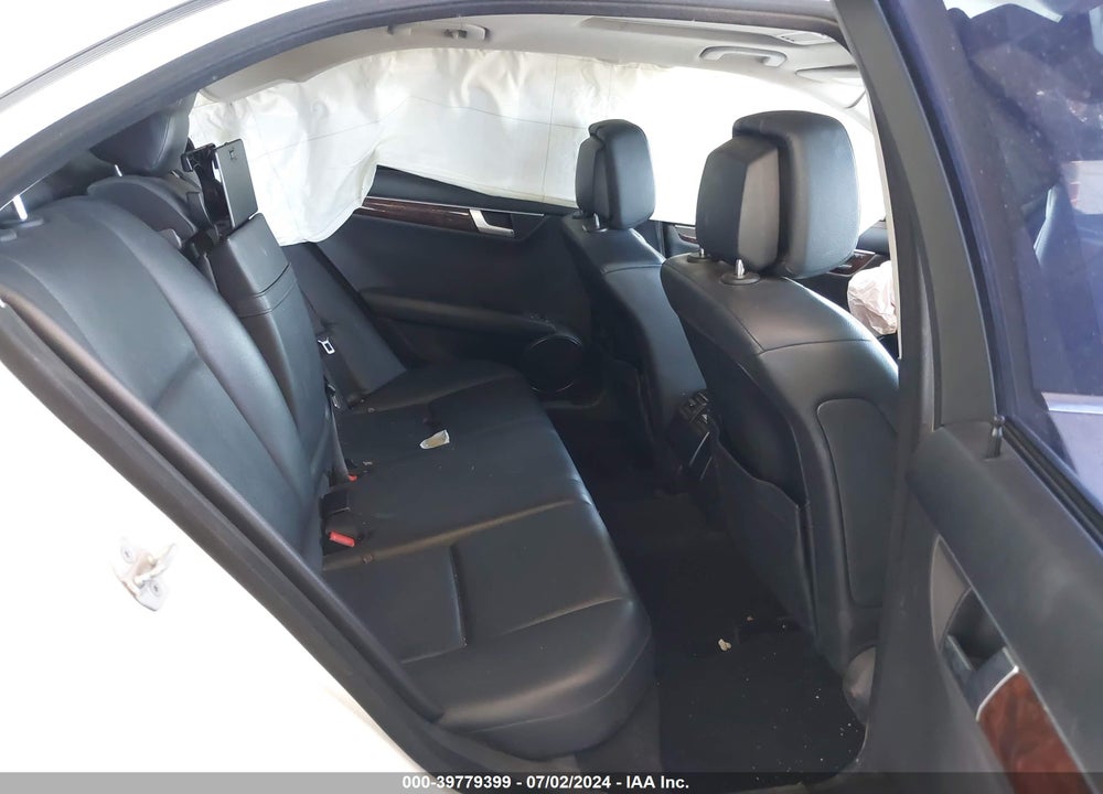 2013 MERCEDES-BENZ C 300 VIN: WDDGF8AB9DR280293