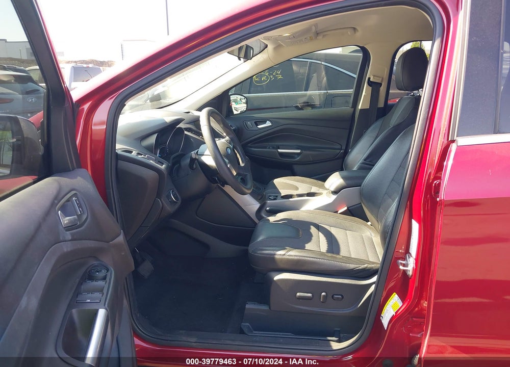2015 FORD ESCAPE SE VIN: 1FMCU0G90FUB31352