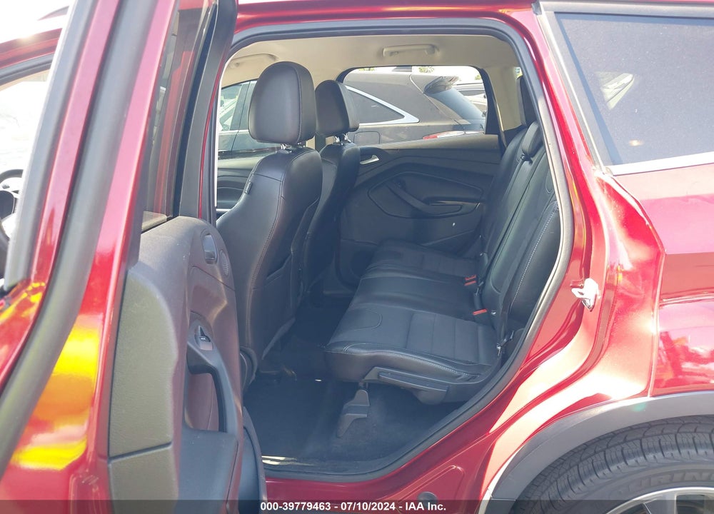 2015 FORD ESCAPE SE VIN: 1FMCU0G90FUB31352