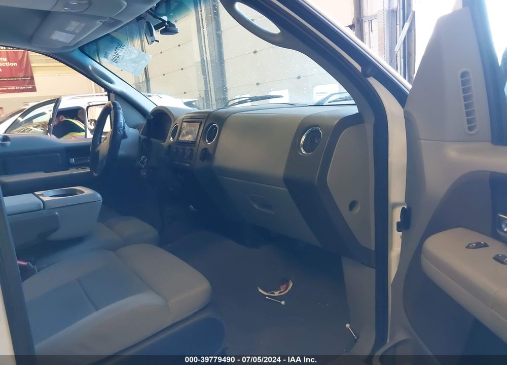 2008 FORD F-150 XLT VIN: 1FTRW14W48FC31602