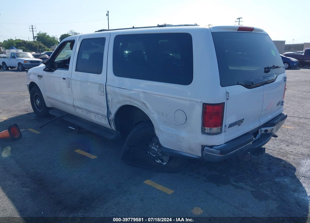 2000 FORD EXCURSION XLT VIN: 1FMNU40L6YEA01837