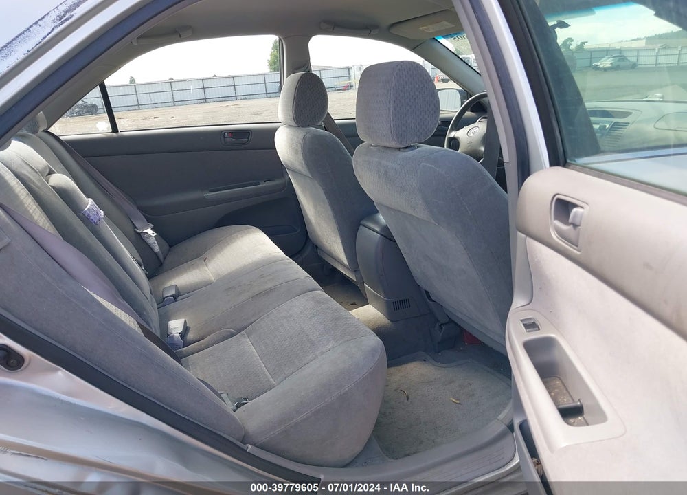 2002 TOYOTA CAMRY LE VIN: JTDBE32K420064104