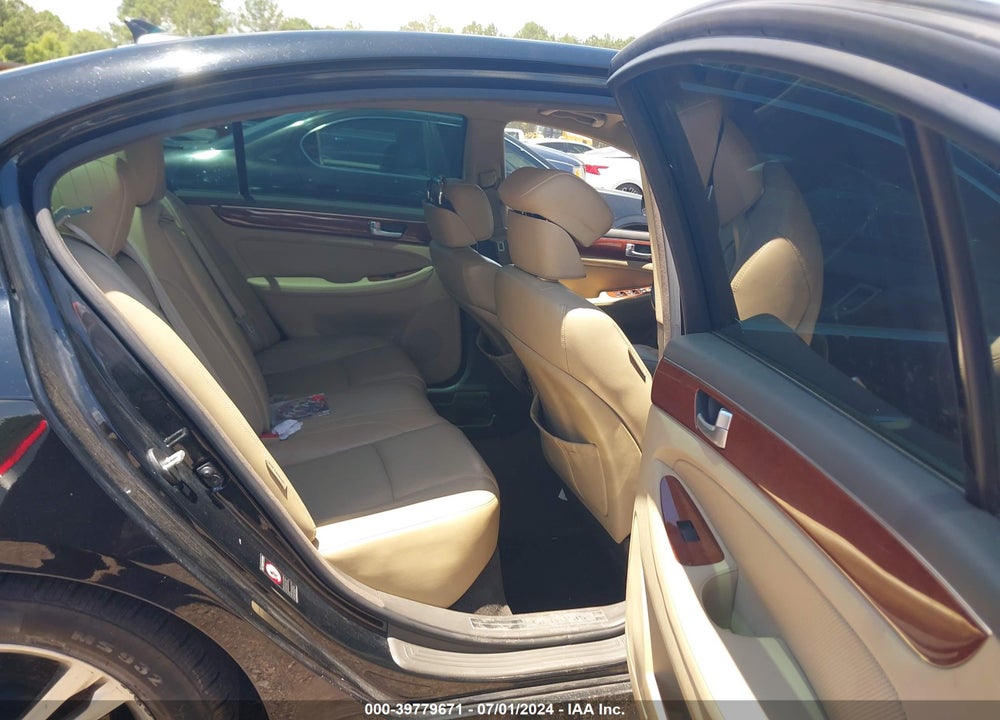 2013 HYUNDAI GENESIS 3.8 VIN: KMHGC4DD1DU241358