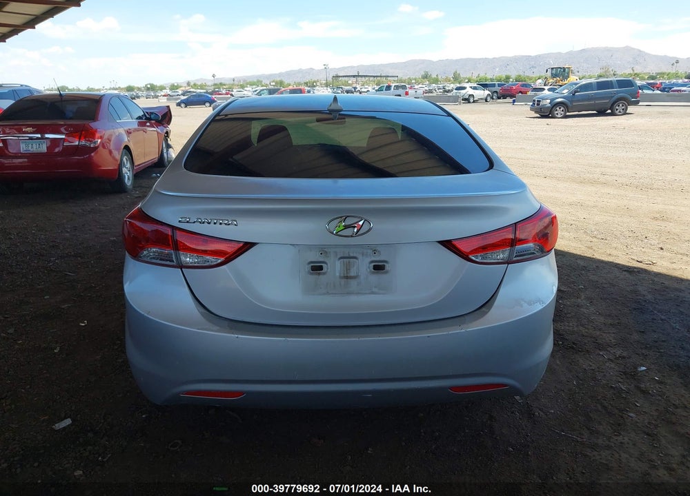2013 HYUNDAI ELANTRA GLS VIN: KMHDH4AE4DU605323