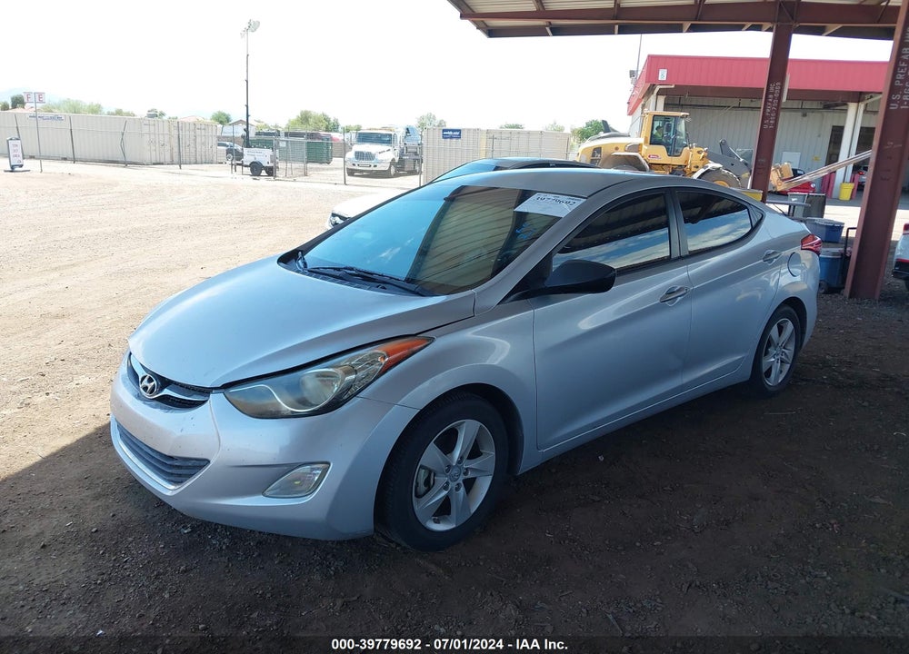 2013 HYUNDAI ELANTRA GLS VIN: KMHDH4AE4DU605323