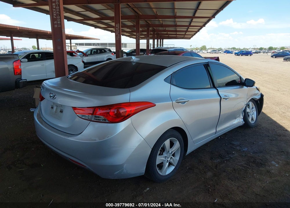 2013 HYUNDAI ELANTRA GLS VIN: KMHDH4AE4DU605323