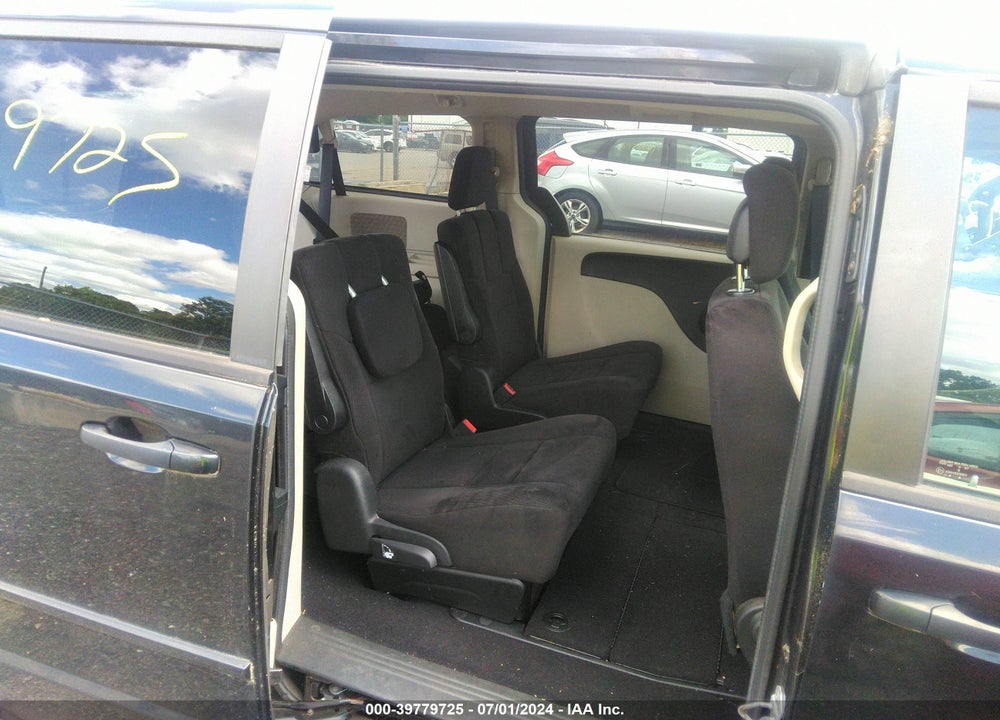 2011 DODGE GRAND CARAVAN MAINSTREET VIN: 2D4RN3DG2BR601259