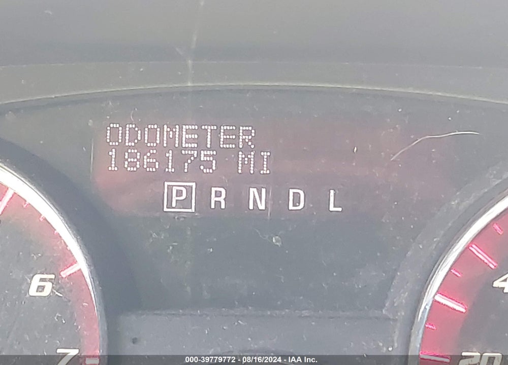 2008 GMC ACADIA SLT-1 VIN: 1GKER23718J113272