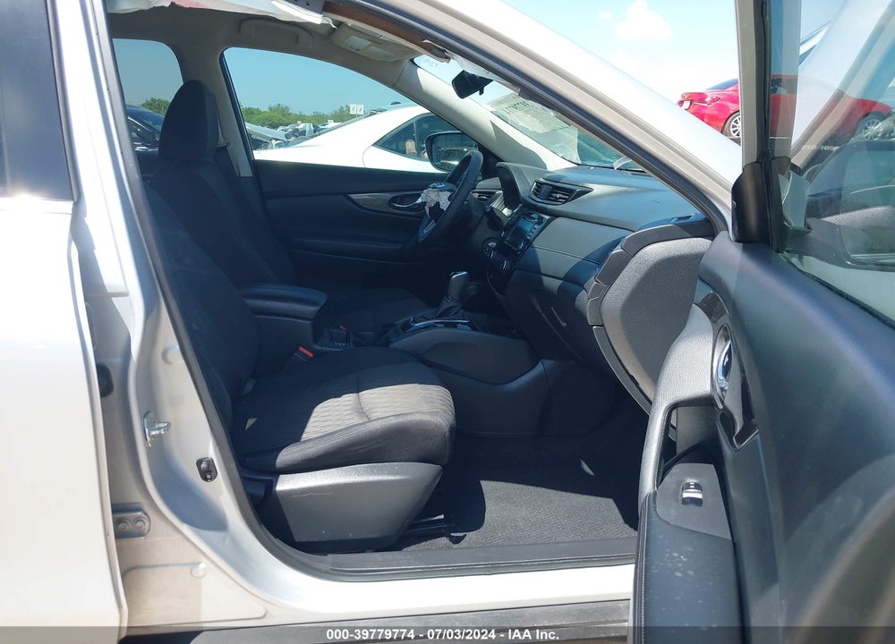 2019 NISSAN ROGUE S VIN: 5N1AT2MT9KC812728