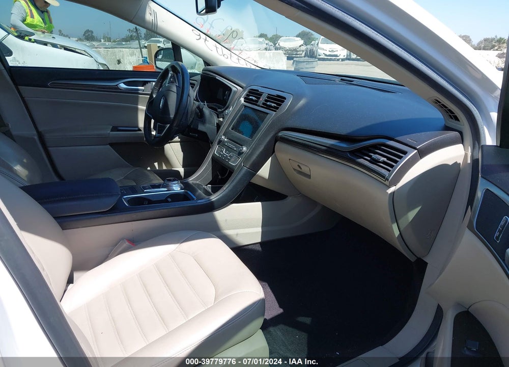 2017 FORD FUSION SE VIN: 3FA6P0HD4HR215430