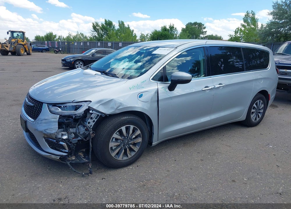 2023 CHRYSLER PACIFICA HYBRID TOURING L VIN: 2C4RC1L73PR626347