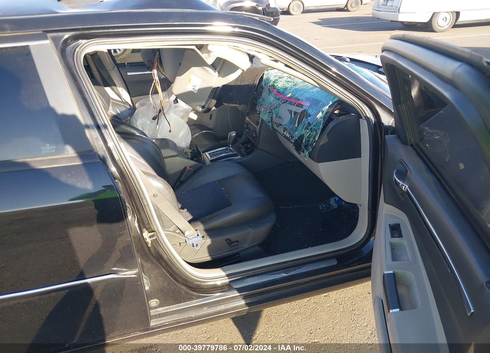 2006 CHRYSLER 300C SRT8 VIN: 2C3LA73W86H219459