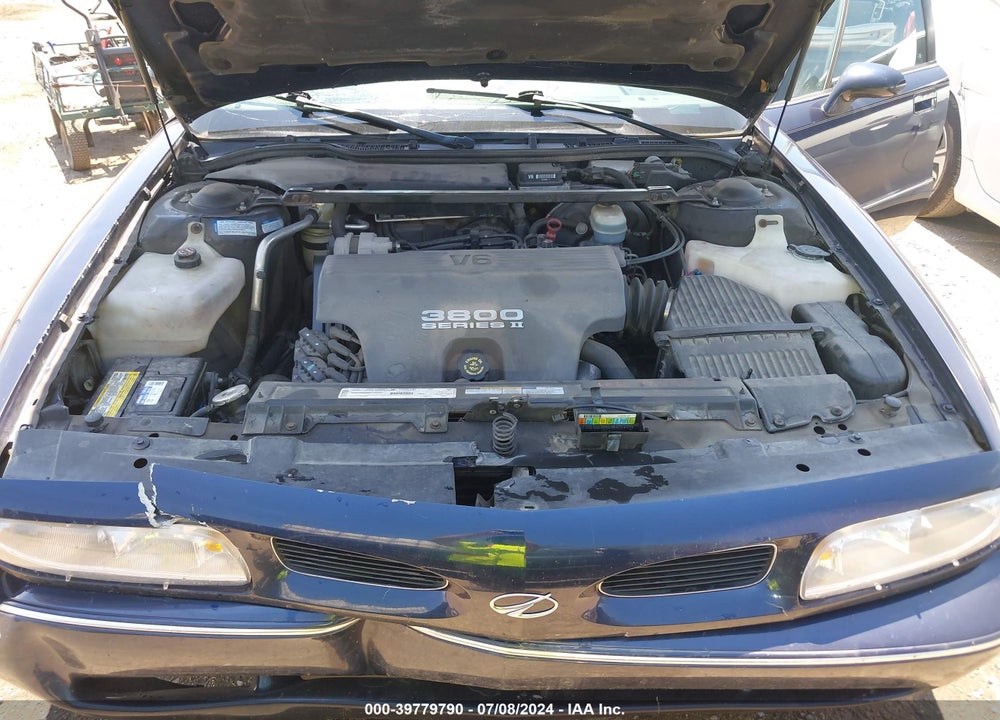 1998 OLDSMOBILE EIGHTY-EIGHT VIN: 1G3HN52K9W4812656