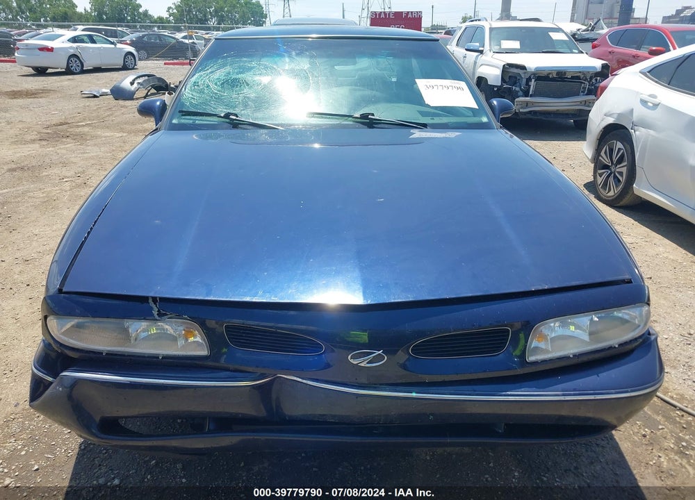 1998 OLDSMOBILE EIGHTY-EIGHT VIN: 1G3HN52K9W4812656