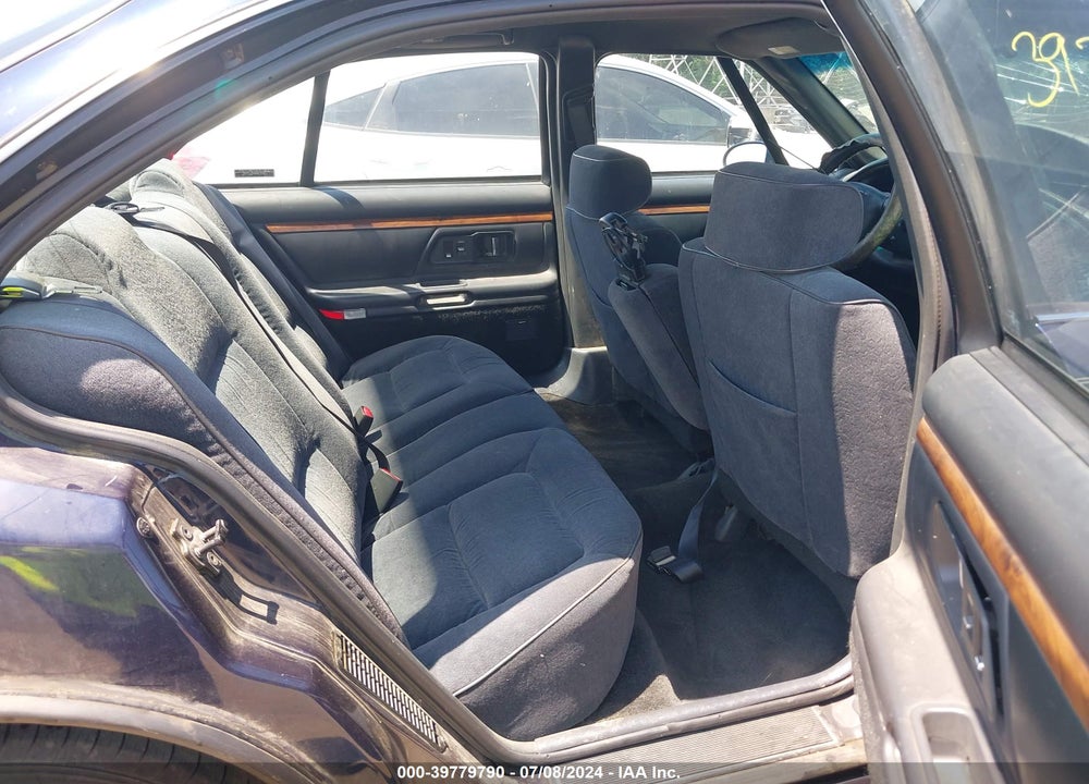 1998 OLDSMOBILE EIGHTY-EIGHT VIN: 1G3HN52K9W4812656