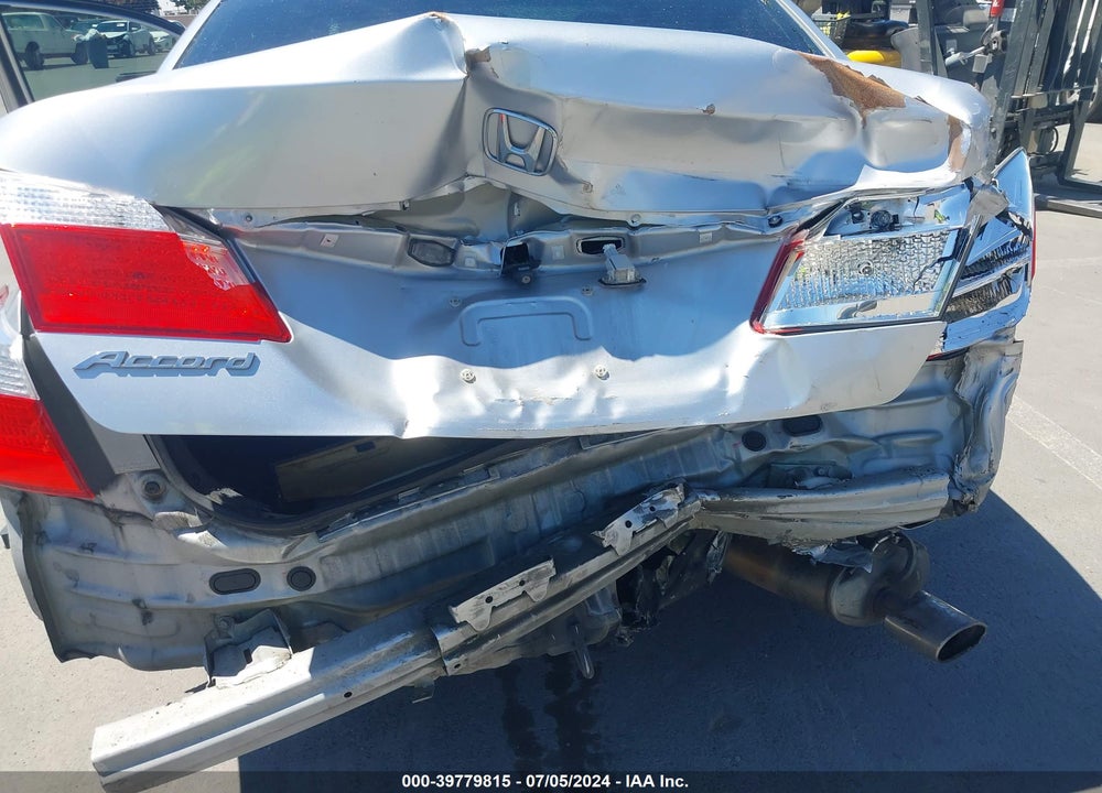 2013 HONDA ACCORD LX VIN: 1HGCR2F37DA001678